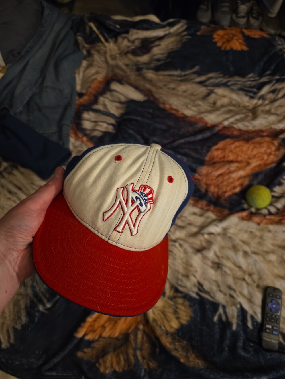 Hat - Picture 4 of 8